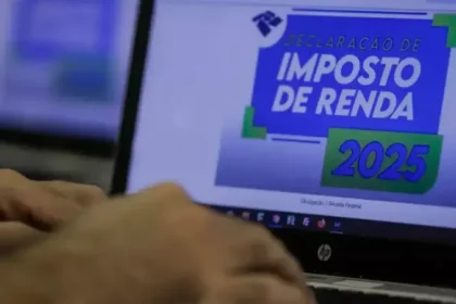 Receita antecipa pagamento do último lote da restituição do IR