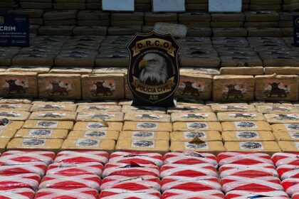Homem é preso em flagrante com 700 quilos de cocaína pura, avaliados em mais de R$ 40 milhões