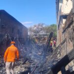 Prefeitura de Manaus presta suporte emergencial às famílias afetadas por incêndio no Morro da Liberdade