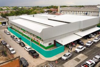 Prefeito David Almeida inaugura novo Centro de Educação Infantil no bairro Cidade de Deus