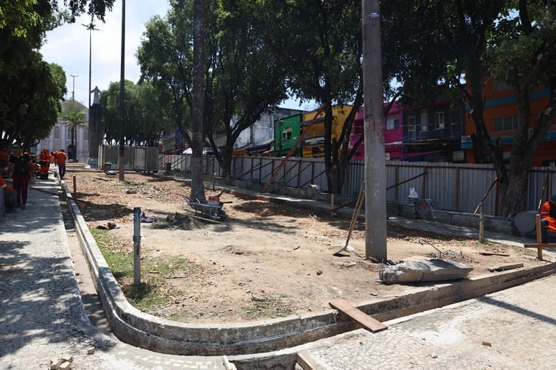Praça dos Remédios no Centro de Manaus recebe obras de revitalização 