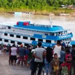 INSS usa barcos para orientar aposentados da Amazônia sobre descontos