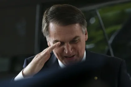 PF aponta que Bolsonaro movimentou R$ 30,5 milhões em um ano