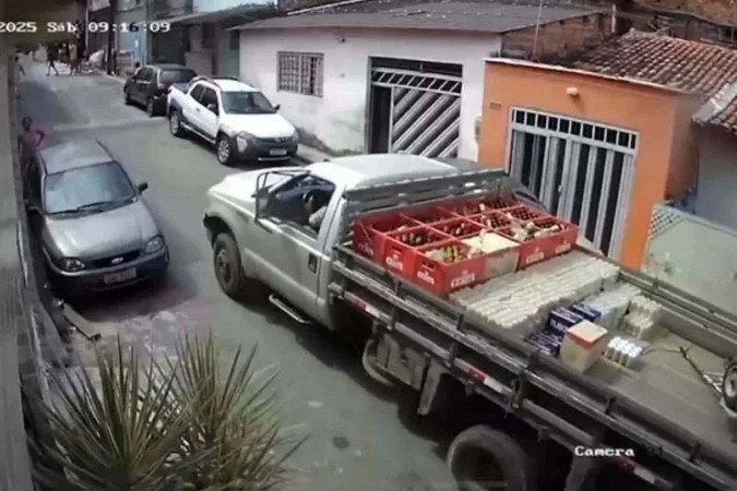 Tragédia: duas crianças morrem atropeladas por caminhão durante festa de Cosme e Damião