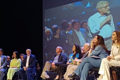 Ato em SP condena anistia e defende democracia e soberania nacional
