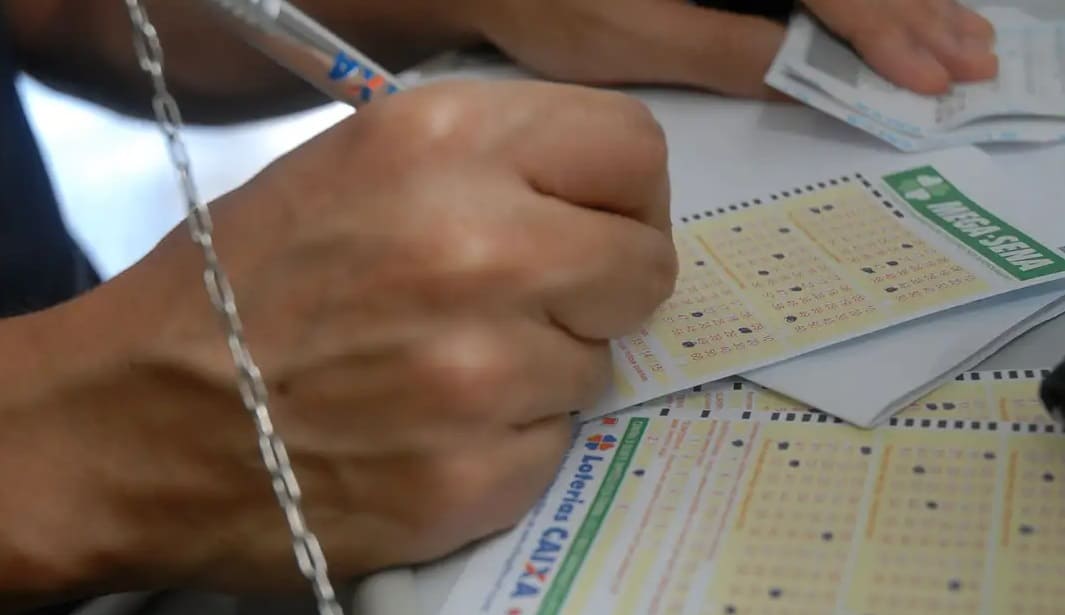 Mega-Sena acumula e pagará R$ 41 milhões dia 4