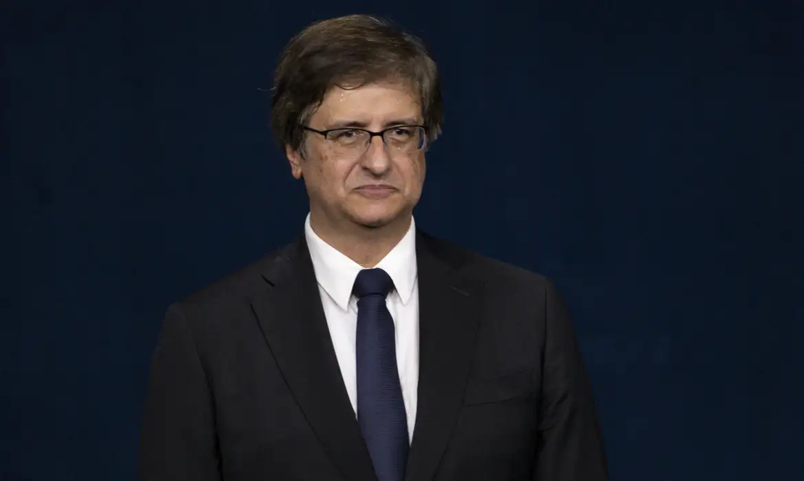 Plenário do Senado aprova recondução de Gonet para PGR