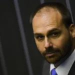 Relator vota para arquivar processo de cassação de Eduardo Bolsonaro