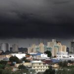 Prefeitura registra 16 ocorrências durante as chuvas desta terça-feira, (14)