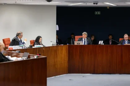 Defesa de Bolsonaro se diz surpreendida com indiciamento