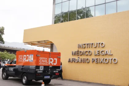 IML identifica 100 dos 121 mortos em operação no Rio de Janeiro