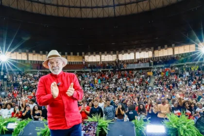 Lula defende a universalização do Pé-de-Meia