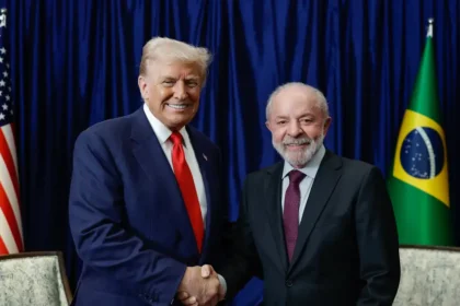 Trump registra encontro com Lula em sua rede social