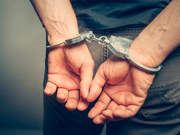 Jovem é preso por estwpro da própria Irmã em Luziânia (GO)