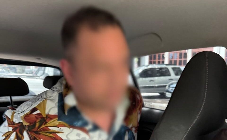 Homem investigado por golpes com uso de dados falsos e empresas de fachada é preso em Manaus