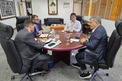 Delegação da Embaixada da Argentina visita a Suframa para discutir parcerias comerciais e logísticas