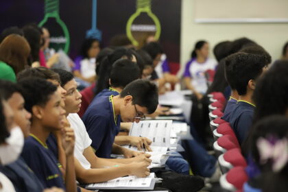 Prefeitura inicia aplicação do Saeb 2025 com participação de mais de 34 mil estudantes da rede municipal