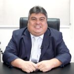 Presidente David Reis anuncia 'abono natalino' para servidores da Câmara Municipal de Manaus