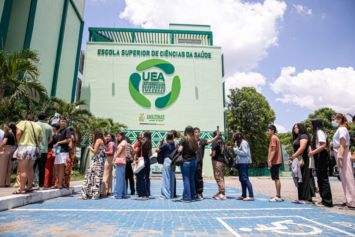 Expectativa de milhares de candidatos marca a aplicação das provas do Sistema Ingresso Seriado da UEA