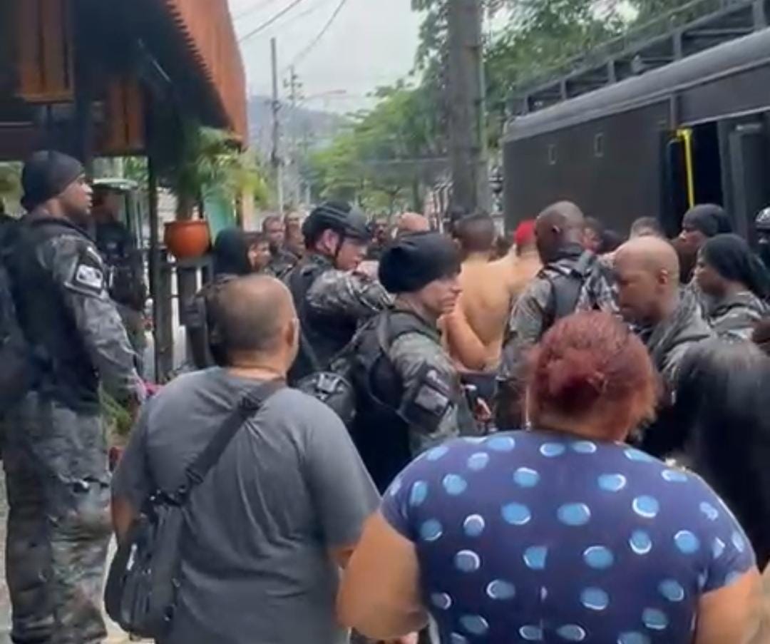 Sobe para 64 o número de mortos em operação contra o Comando Vermelho