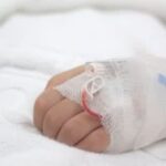 Menino de 9 anos é internado após comer balas oferecidas por desconhecido em shopping de SP