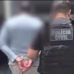 Homem que apontou arma de fogo para o rosto da ex-companheira é preso no bairro Alvorada