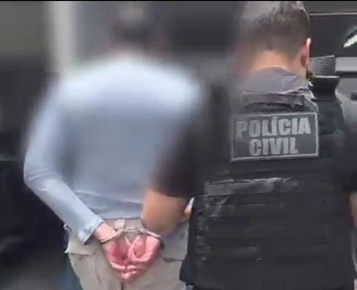 Homem que apontou arma de fogo para o rosto da ex-companheira é preso no bairro Alvorada