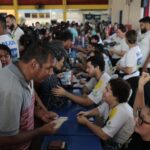 Moradores da zona norte de Manaus aprovam serviços oferecidos na 26ª edição do Governo Presente