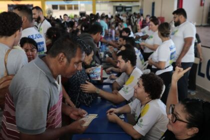 Moradores da zona norte de Manaus aprovam serviços oferecidos na 26ª edição do Governo Presente