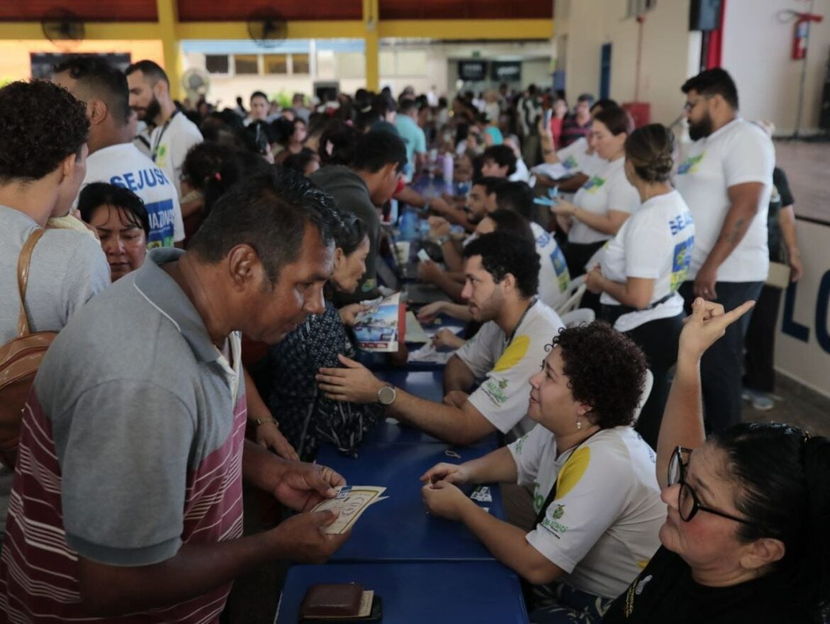 Moradores da zona norte de Manaus aprovam serviços oferecidos na 26ª edição do Governo Presente