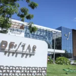 Bolsonaro deixa a prisão e é internado para cirurgia de hérnia inguinal