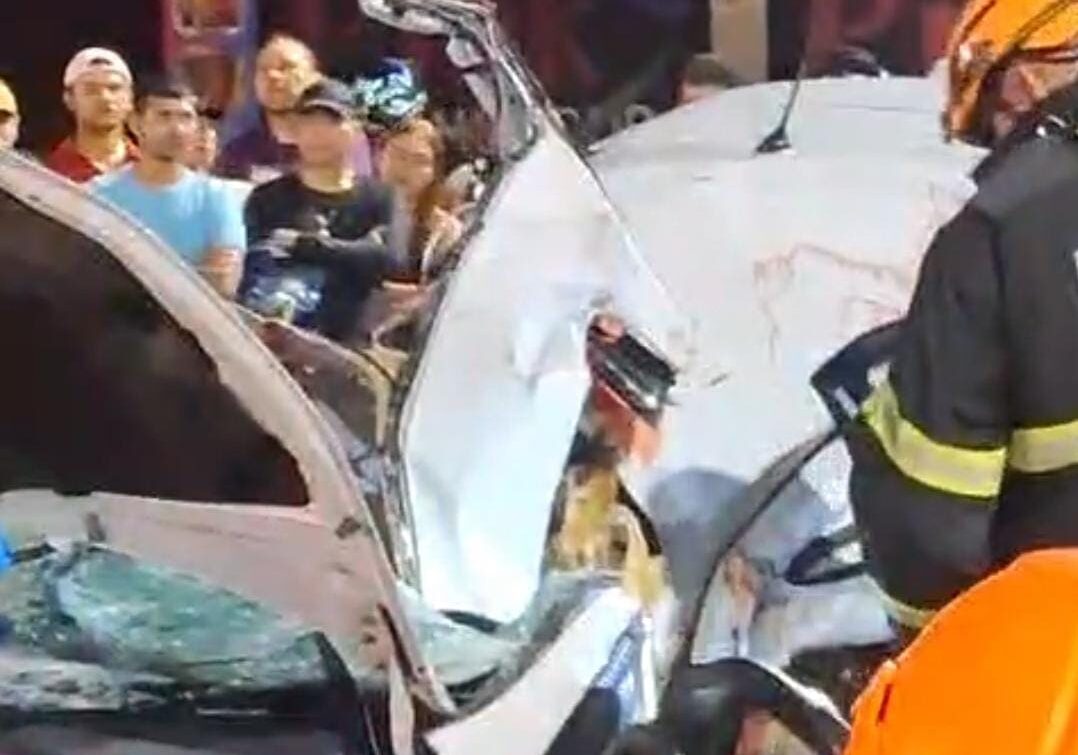 Colisão deixa dois mortos na avenida Autaz Mirim, na Zona Leste de Manaus