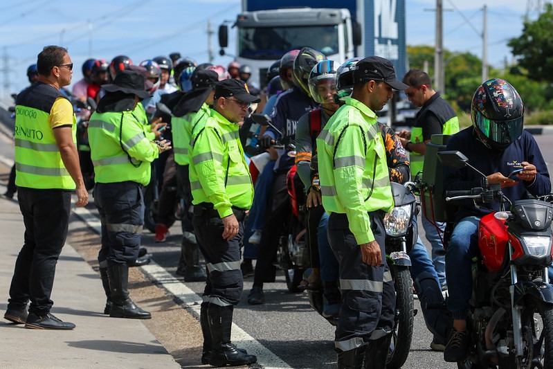 Operação ‘Trânsito Seguro’ remove 40 veículos irregulares da zona Norte