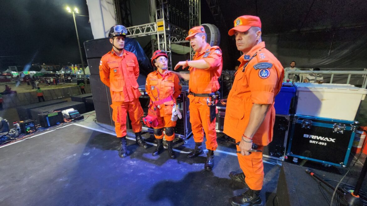 Corpo de Bombeiros reforça serviço de prevenção na Ponta Negra, Alameda Alphaville e Orla do Amarelinho