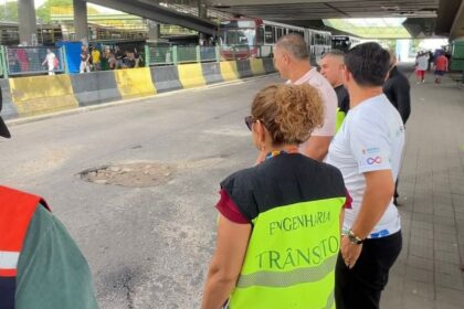Prefeitura vistoria terminais 3 e 4 e planeja recapeamento para melhorar trafegabilidade