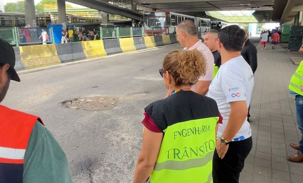 Prefeitura vistoria terminais 3 e 4 e planeja recapeamento para melhorar trafegabilidade