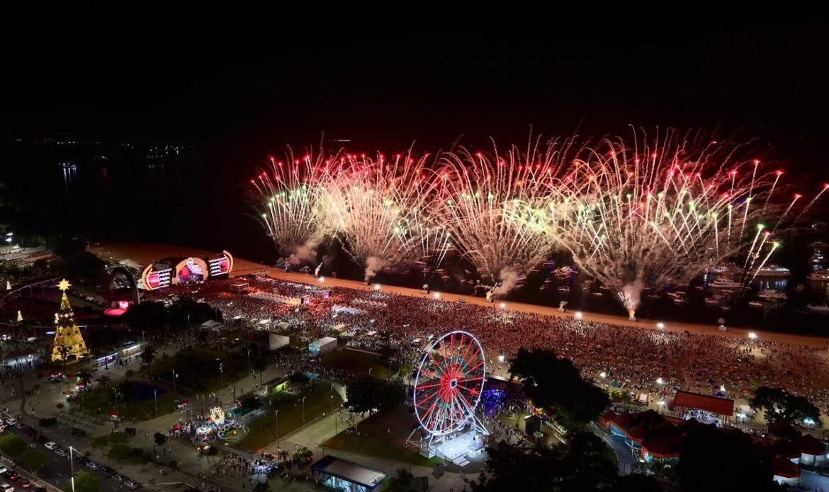 ‘Réveillon Manaus 2026’ reúne multidões nas três zonas da capital