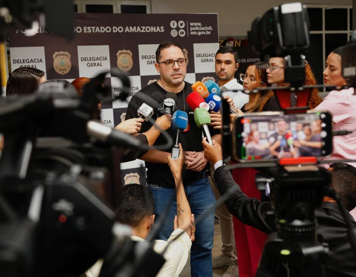 Operação desarticula grupo que se passava por policiais para praticar extorsões em Manaus