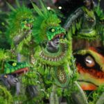 Desfiles das escolas de samba do Grupo Especial encantam o público no Sambódromo de Manaus