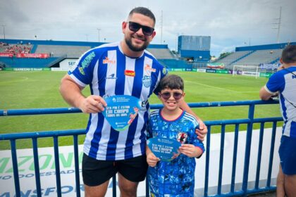 Campanha ‘Eu Tenho Pai’: Defensoria Pública mobiliza torcedores durante jogo de futebol no estádio Ismael Benigno