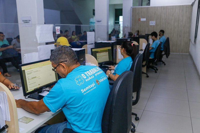 Sine Manaus oferta 355 vagas de emprego nesta terça–feira, (17)