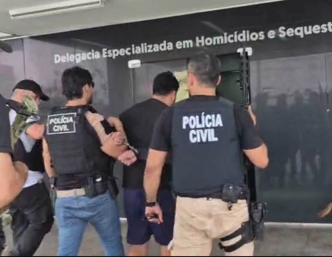 Polícia prende homem foragido por homicídio no bairro Jorge Teixeira