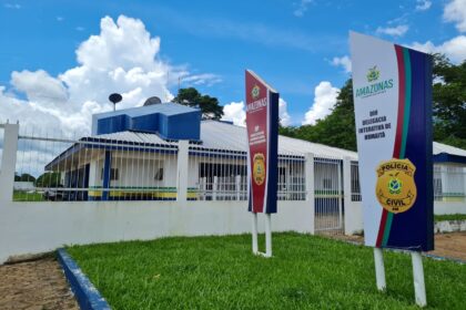 Homem é preso por tentativa de feminicídio contra companheira, em Humaitá