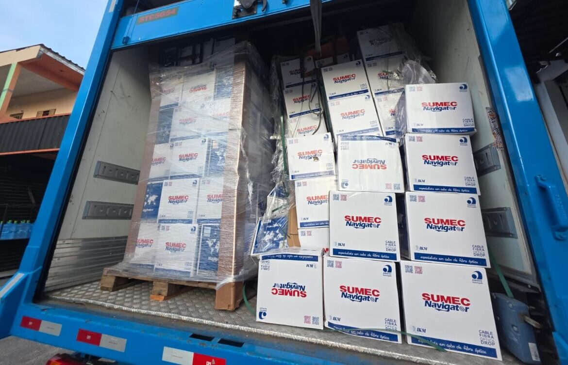 Polícia recupera carga de 12 toneladas de suprimentos de informática avaliados em R$ 500 mil