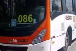 Passageiro é assassinado com tiro na cabeça dentro de ônibus em Manaus