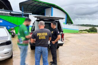 Homem com medida protetiva contra a filha e a ex-companheira é preso no interior do AM