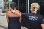 Mulher é presa em flagrante com oxi, skunk e cocaína avaliados em R$ 52 mil