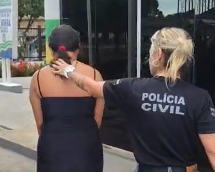 Mulher é presa em flagrante com oxi, skunk e cocaína avaliados em R$ 52 mil