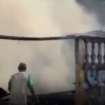 Tentativa de espantar carapanãs com fumaça termina em incêndio de casa em Itacoatiara