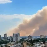 Incêndio gigante em Iranduba devasta área equivalente a 600 campos de futebol e deixa ar péssimo em Manaus